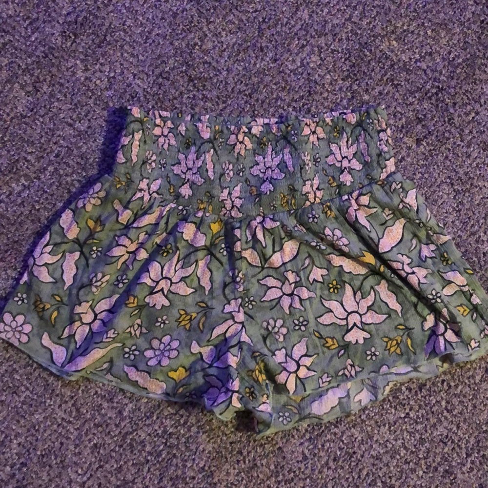 aerie green smocked high waisted shorts